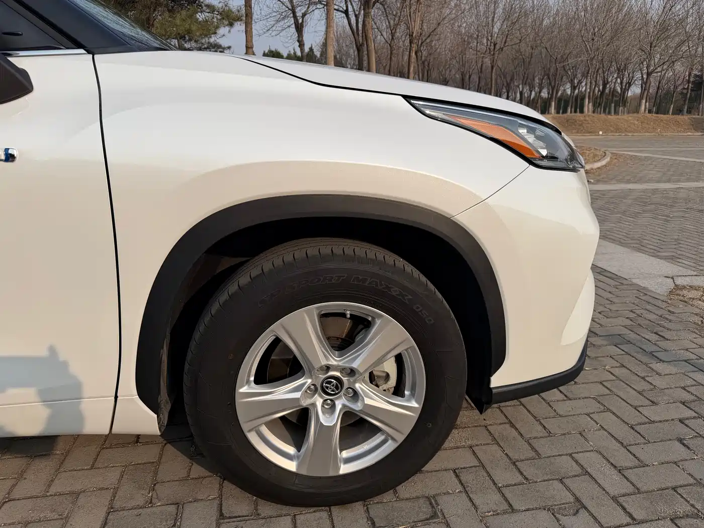 Toyota Highlander 2024 2.5L Smart Hybrid 2WD Elite 5-seater фото 7