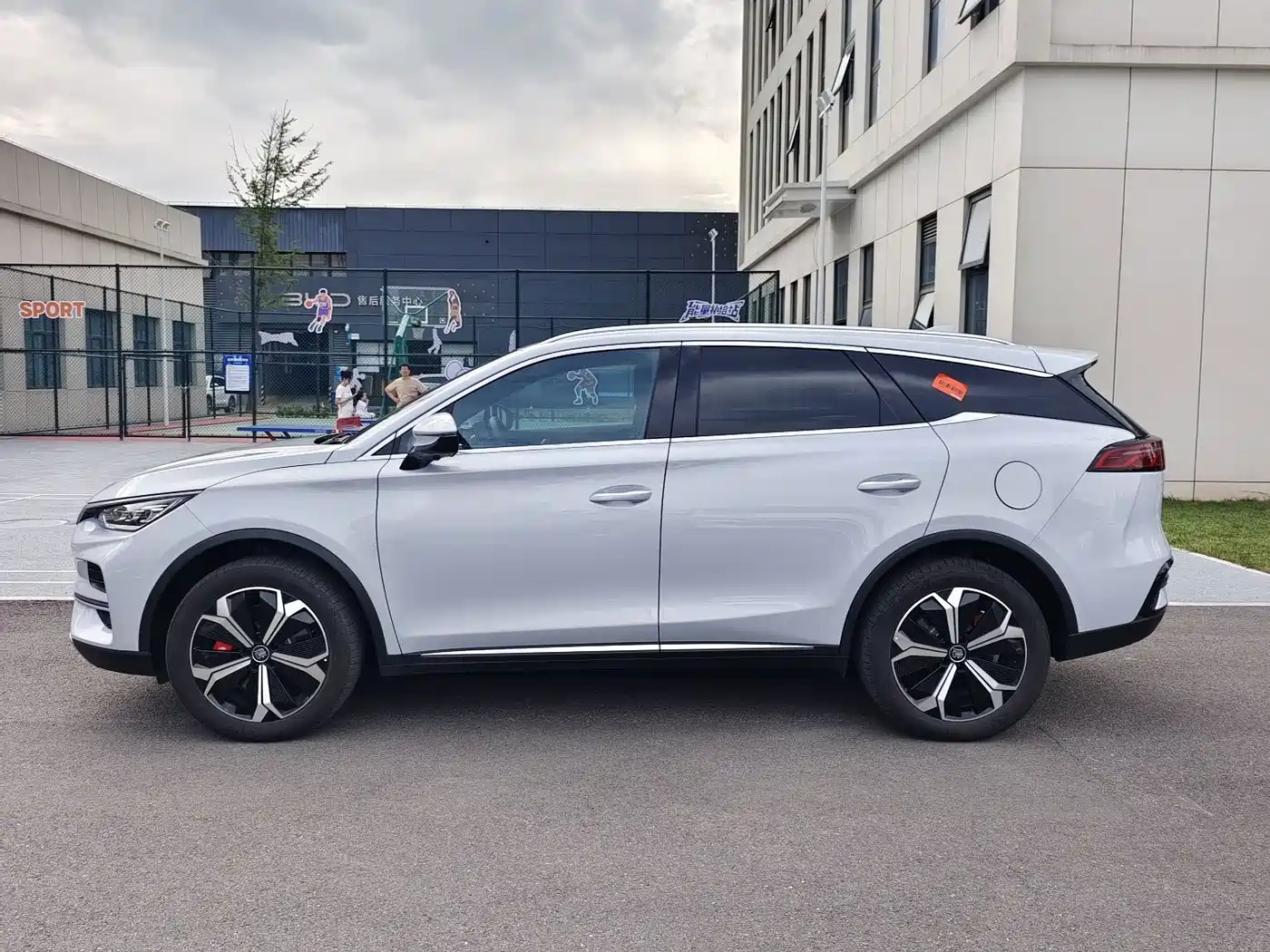 Фото 6 - BYD Tang New Energy