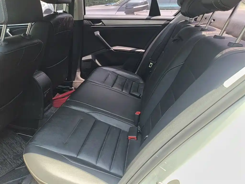 Volkswagen Bora 2018 1.5L Automatic Comfort фото 17