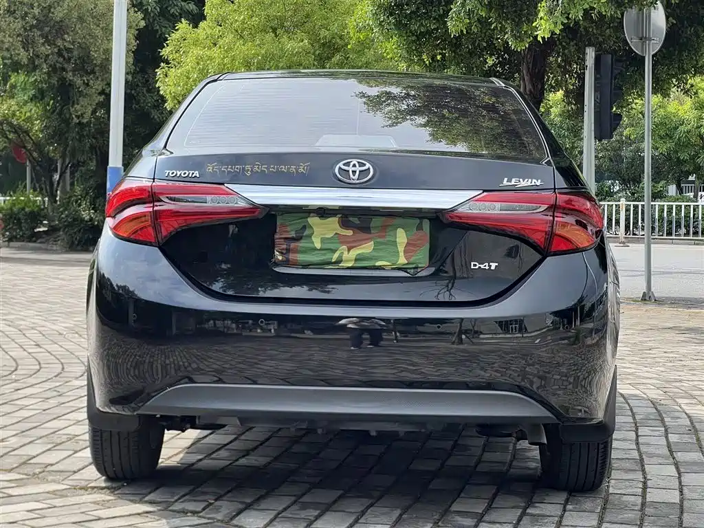Toyota Levin 2017 Facelift 185T CVT Elite (China V) фото 8