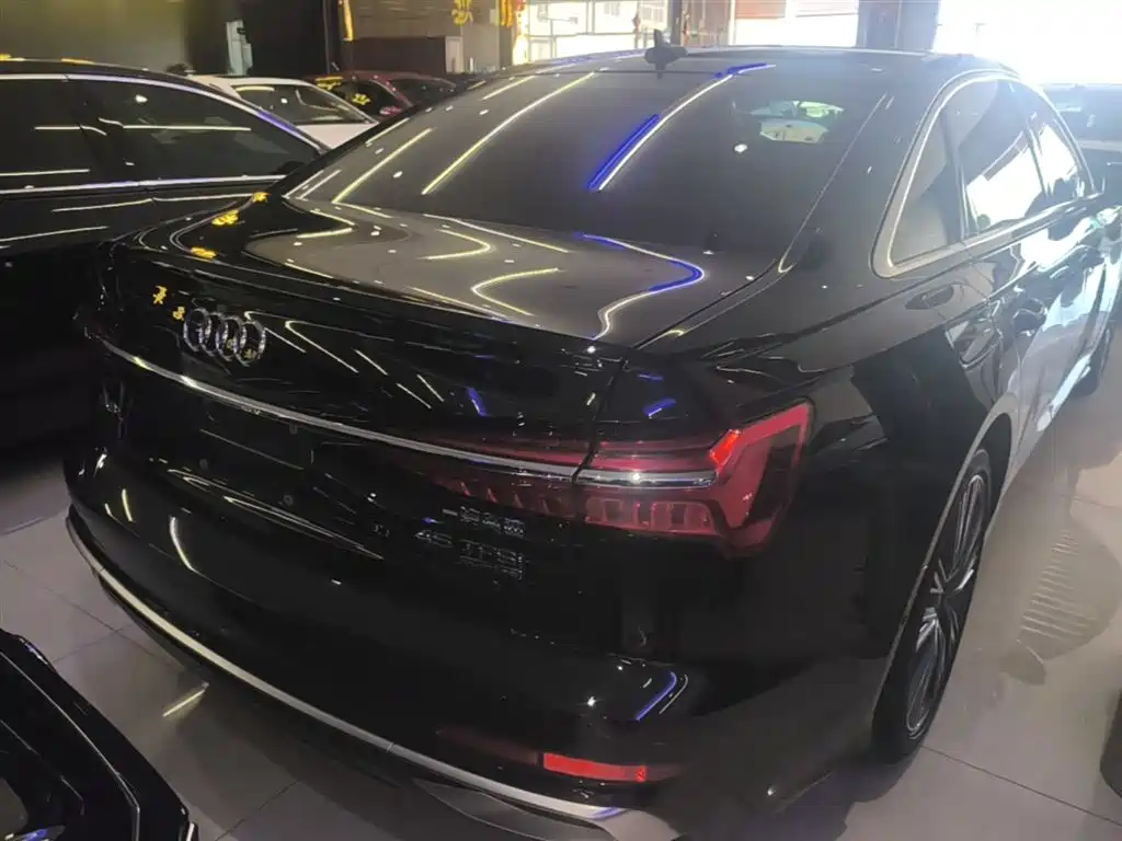 Audi A6L 2023 Facelift 45 TFSI quattro Premium Dynamic фото 6