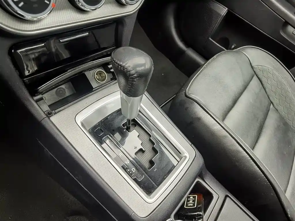 Mitsubishi Lancer EX 2015 1.8L CVT Premium Edition China V фото 13