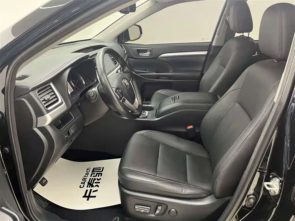 Toyota Highlander 2017 2.0T 4WD Premium 7-Seater фото 13