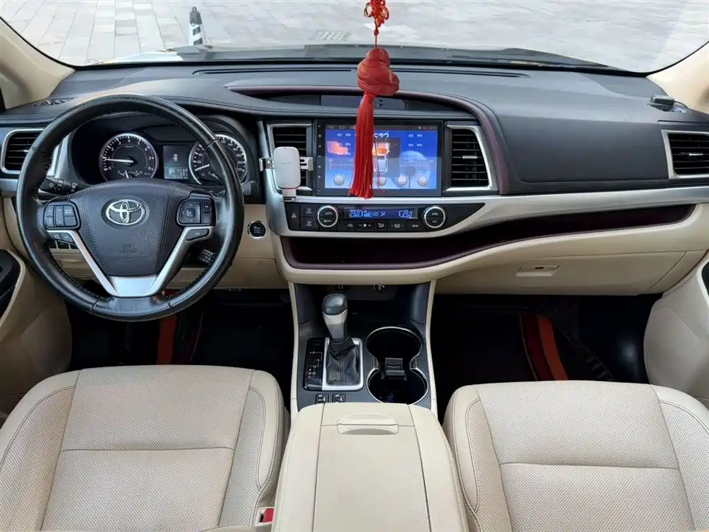 Toyota Highlander 2015 2.0T FWD Luxury Navigation Edition 7-seater фото 8