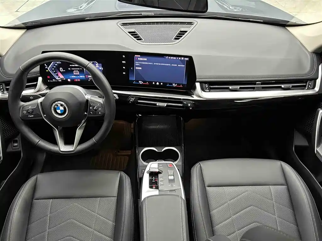 BMW X1 2023 sDrive20Li X Design Package фото 2