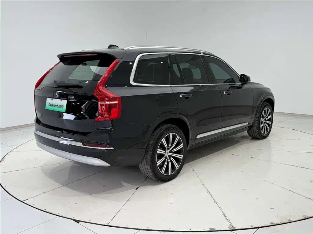VOLVO XC90 PLUG IN HYBRID