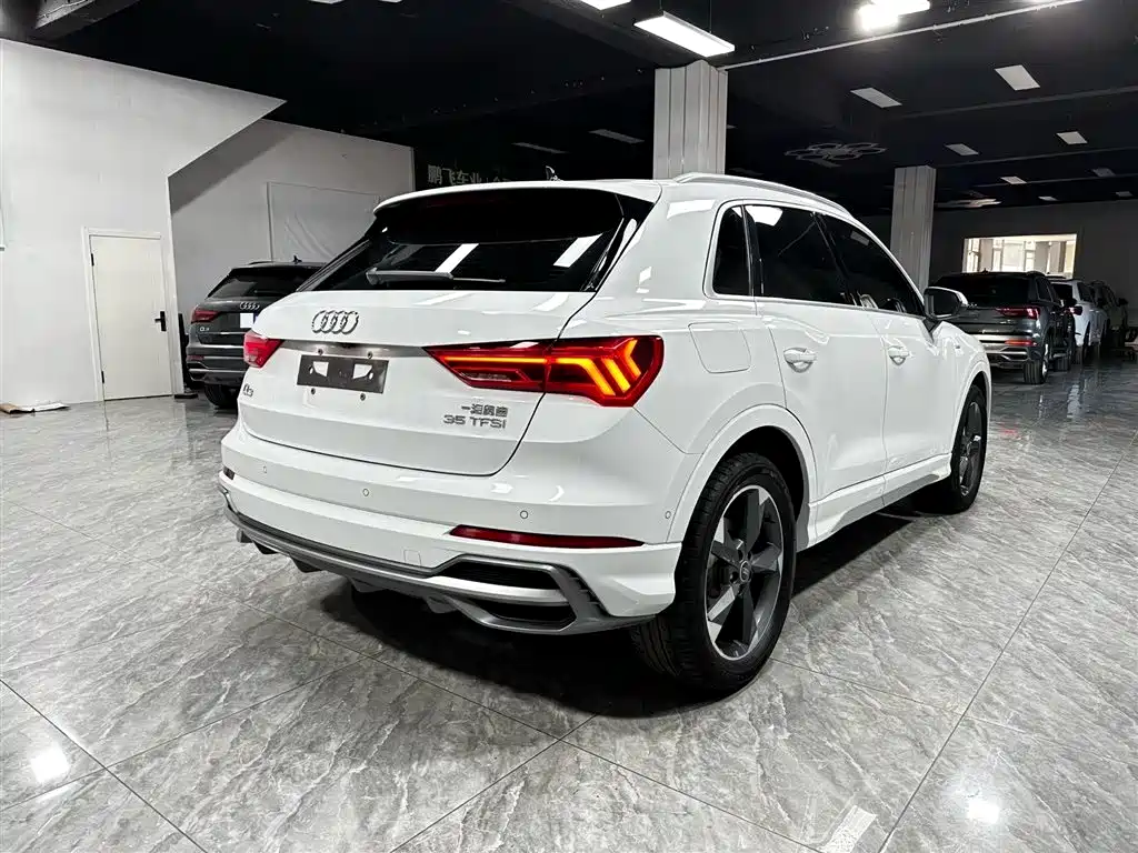Audi Q3 2022 35 TFSI Fashion Dynamic фото 6