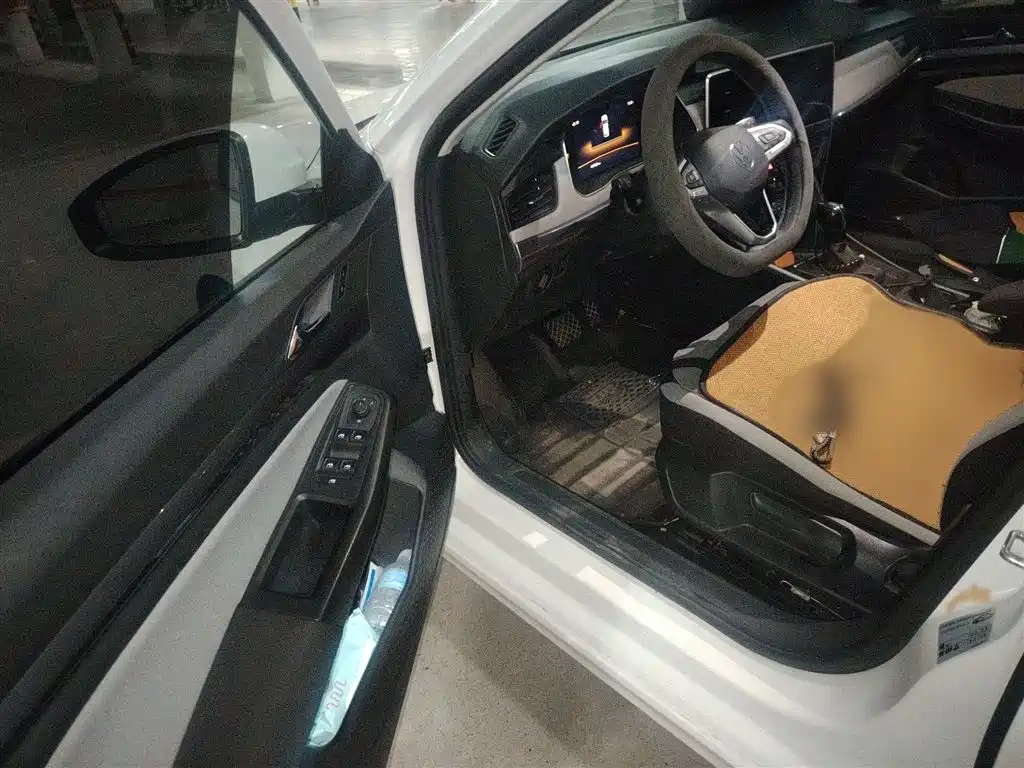 Volkswagen Bora 2023 1.5L Auto Free Ride Limited Edition фото 13