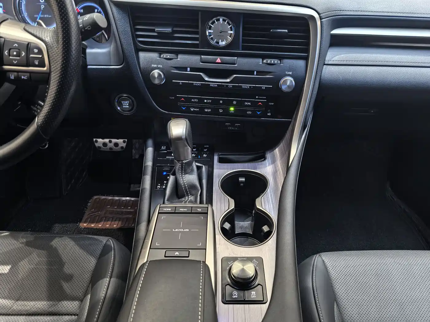 Lexus RX 2020 Facelift 300 AWD F SPORT фото 21