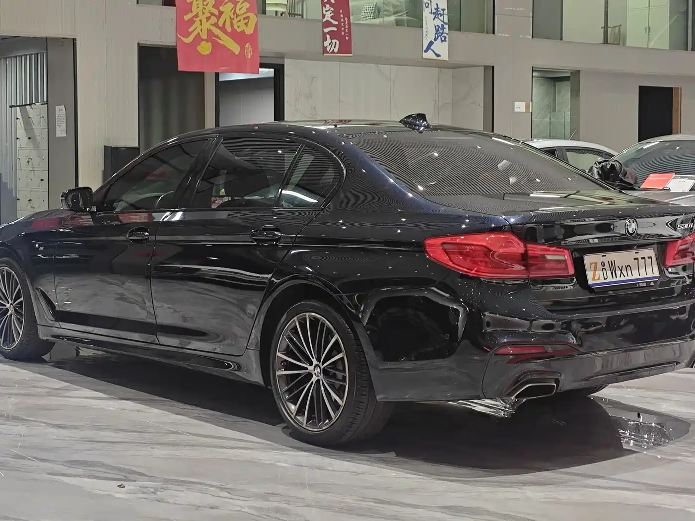 BMW 5 Series 2019 530Li Leading M Sport Package фото 33