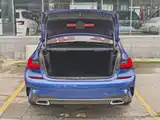 Photo 8 - BMW 3 Series