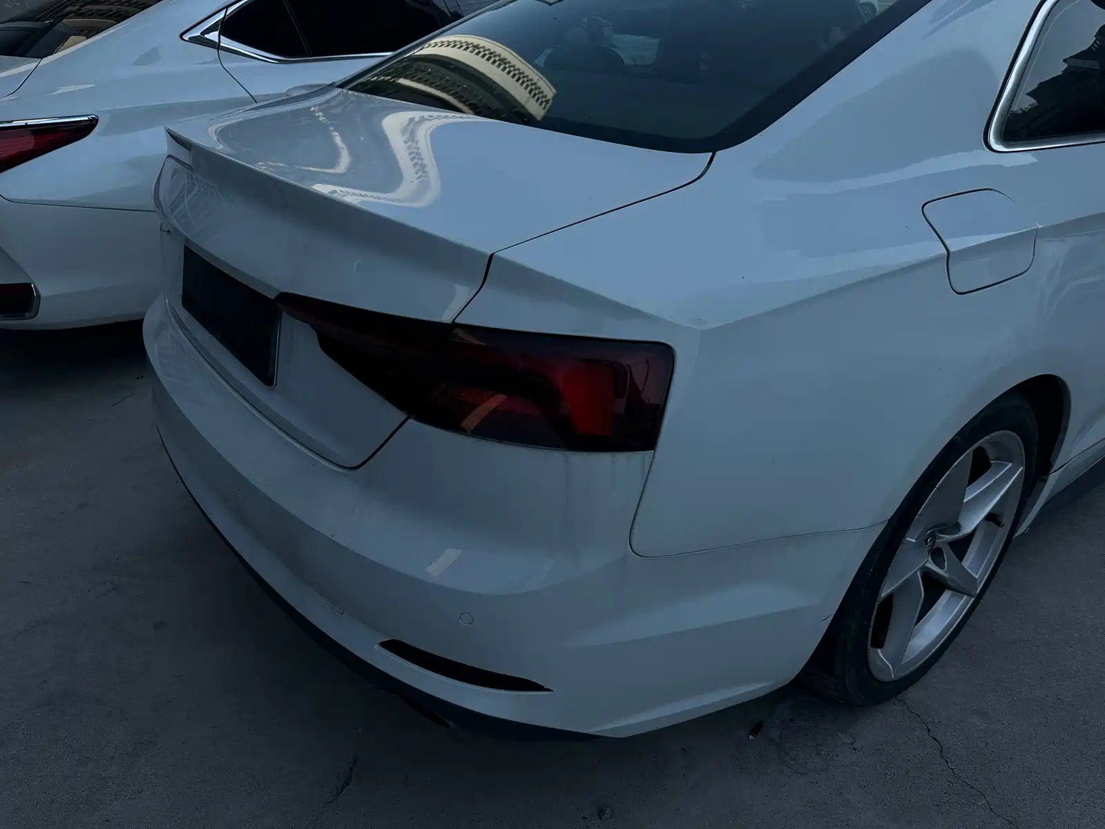 Photo 5 - Audi A5 (Import)