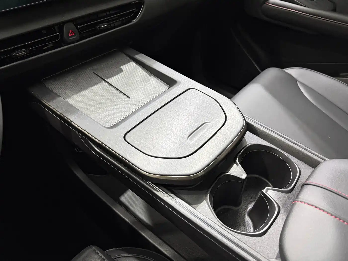 Haval Xiaolong 2024 2023 1.5L 110KM Leading Edition