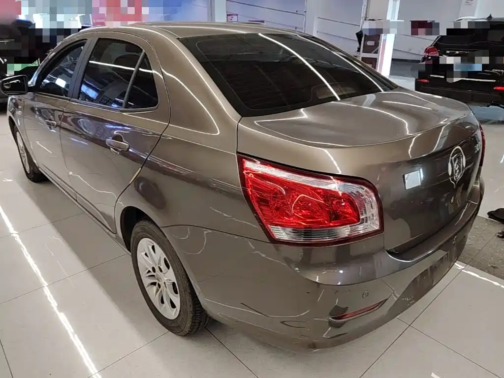 Baojun 630 2014 2013 1.5L Manual Elite