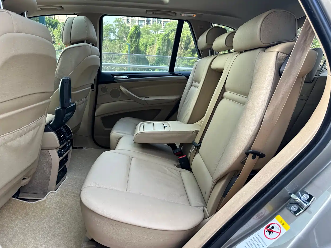 BMW X5 (Import) 2008 Model xDrive48i Luxury Type фото 14