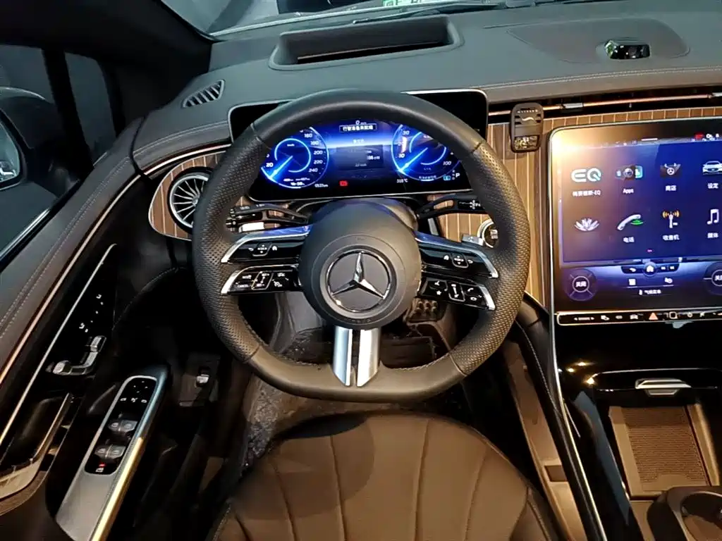 Mercedes-Benz EQE 2022 350 Luxury Edition фото 11