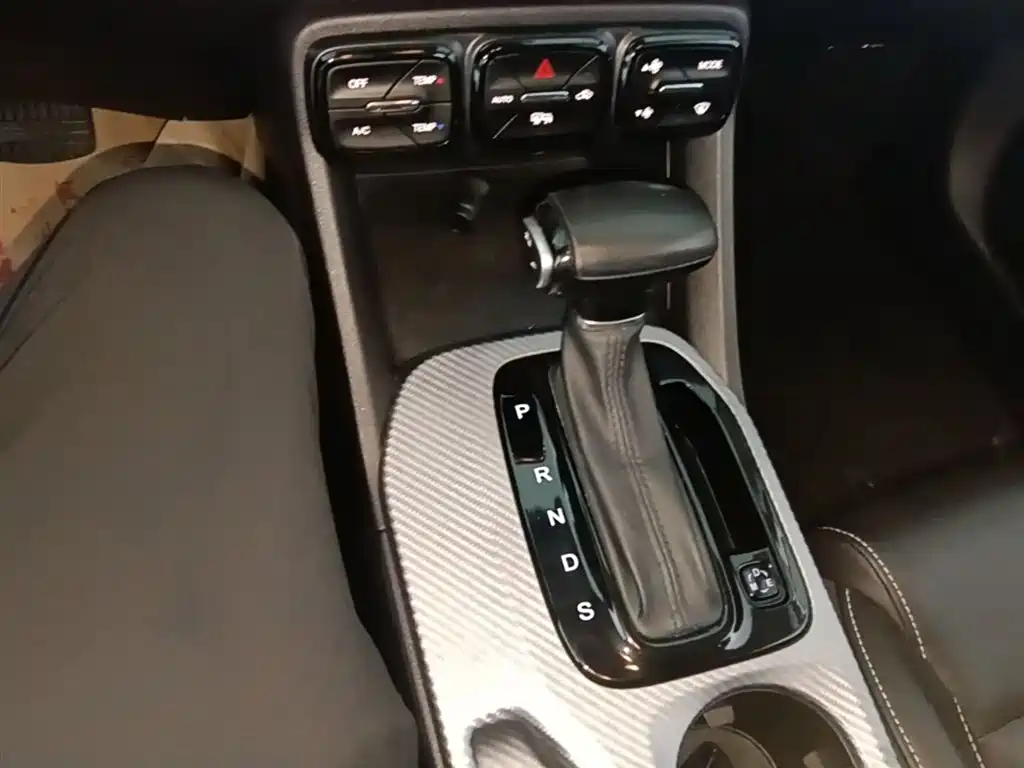 GAC Trumpchi Trumpchi GS3 2022 POWER 270T Auto Premium Edition фото 14