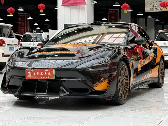 XIAOMI CAR XIAOMI SU7 ULTRA