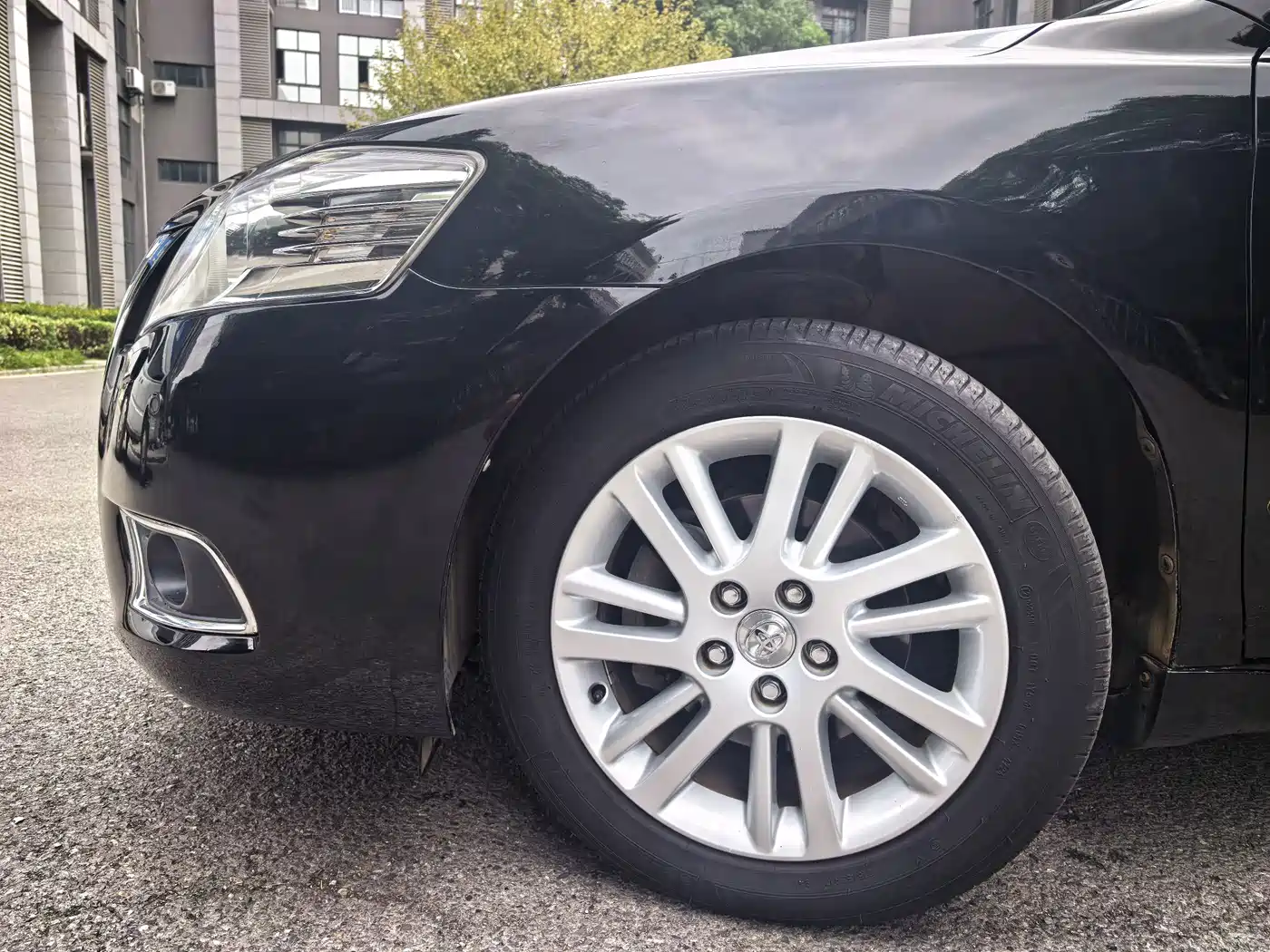 Photo 5 - Toyota Camry