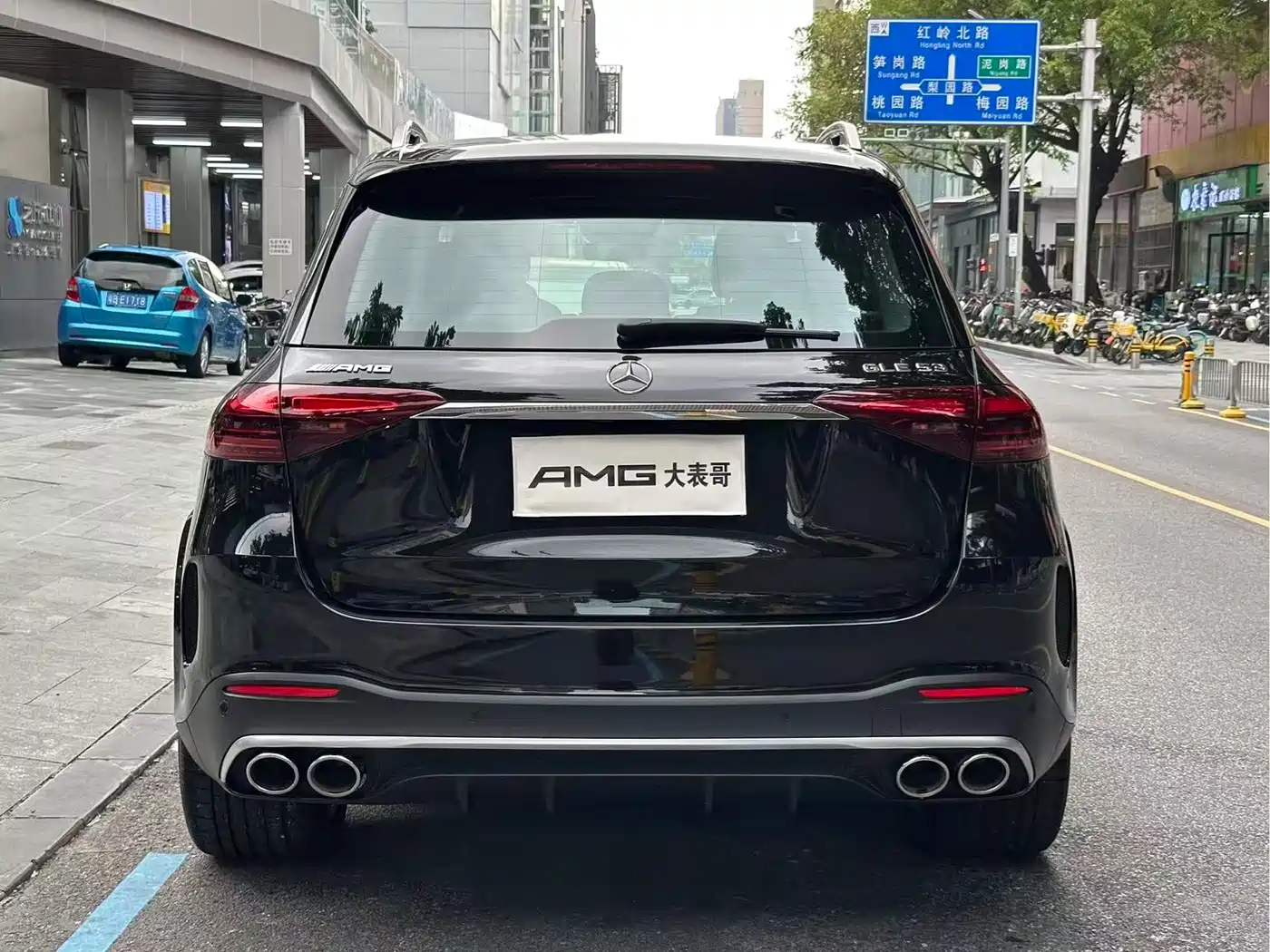 Mercedes-Benz GLE AMG 2024 AMG GLE 53 4MATIC+ фото 16