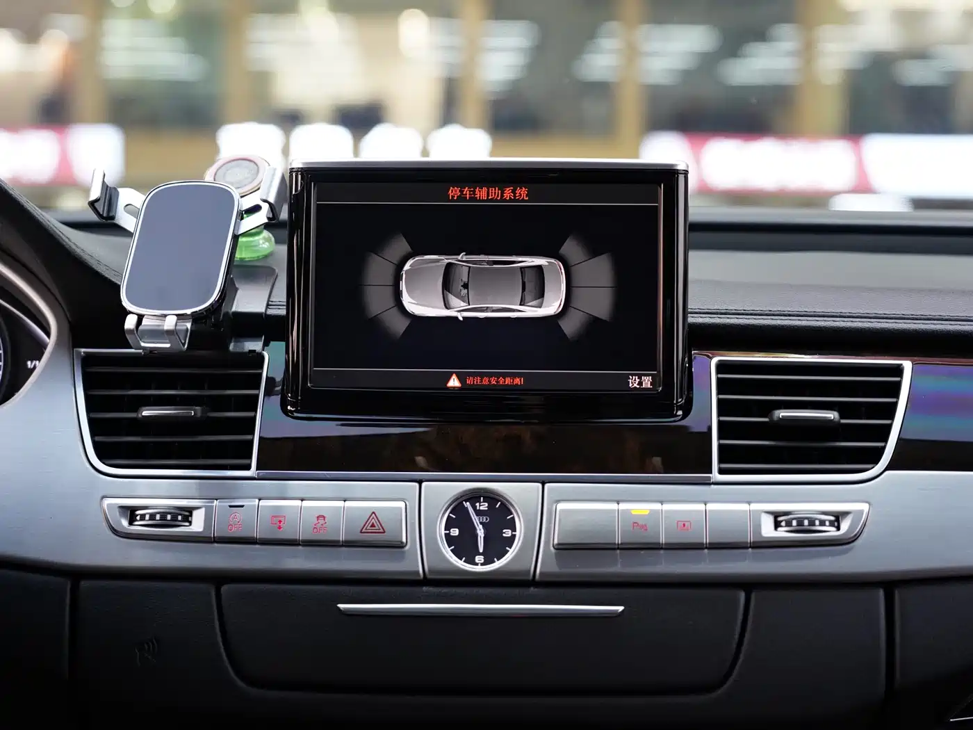 Audi A8 2013 A8L 45 TFSI quattro Comfort фото 9