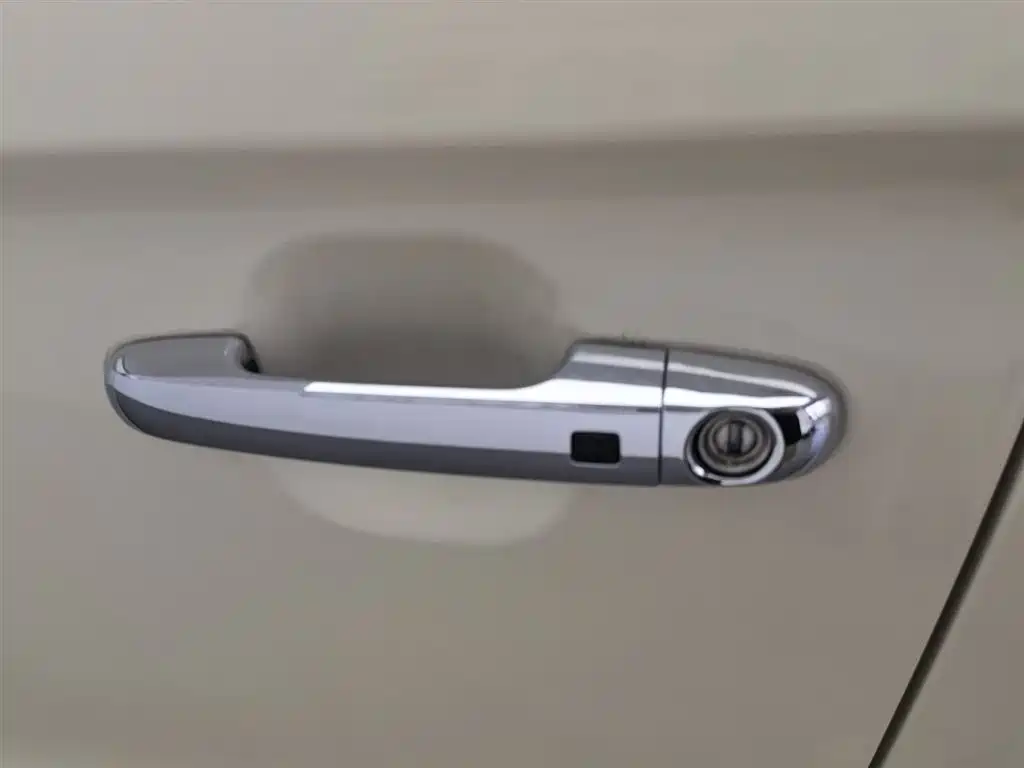 Kia Soul 2013 1.6L AT Premium фото 18