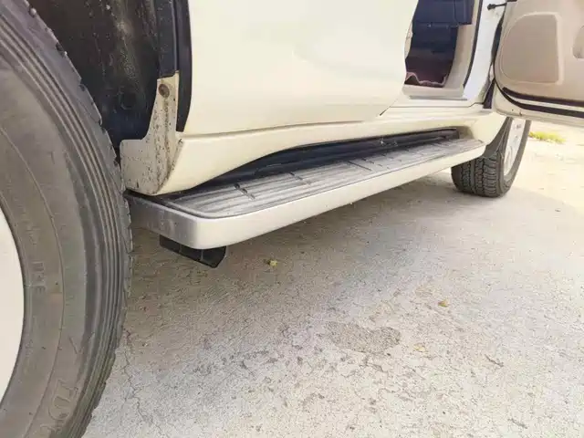 Toyota Prado 2010 4.0L Automatic VX NAVI — фото 4
