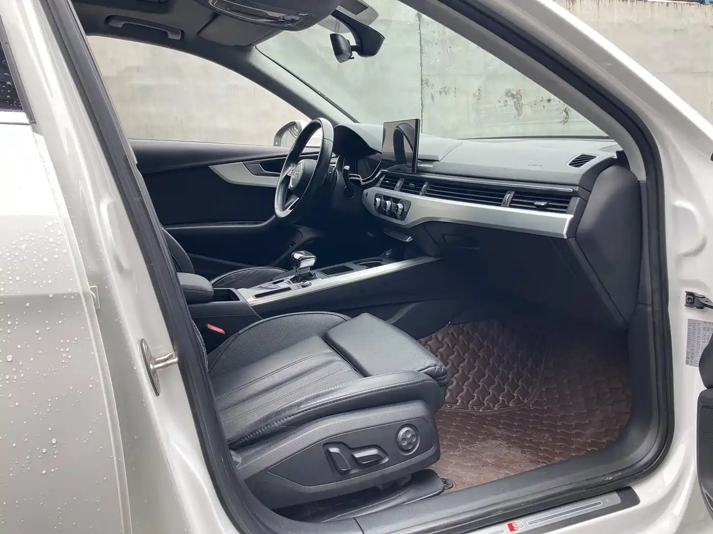 Audi A4L 2020 40 TFSI Fashion Dynamic Edition фото 9