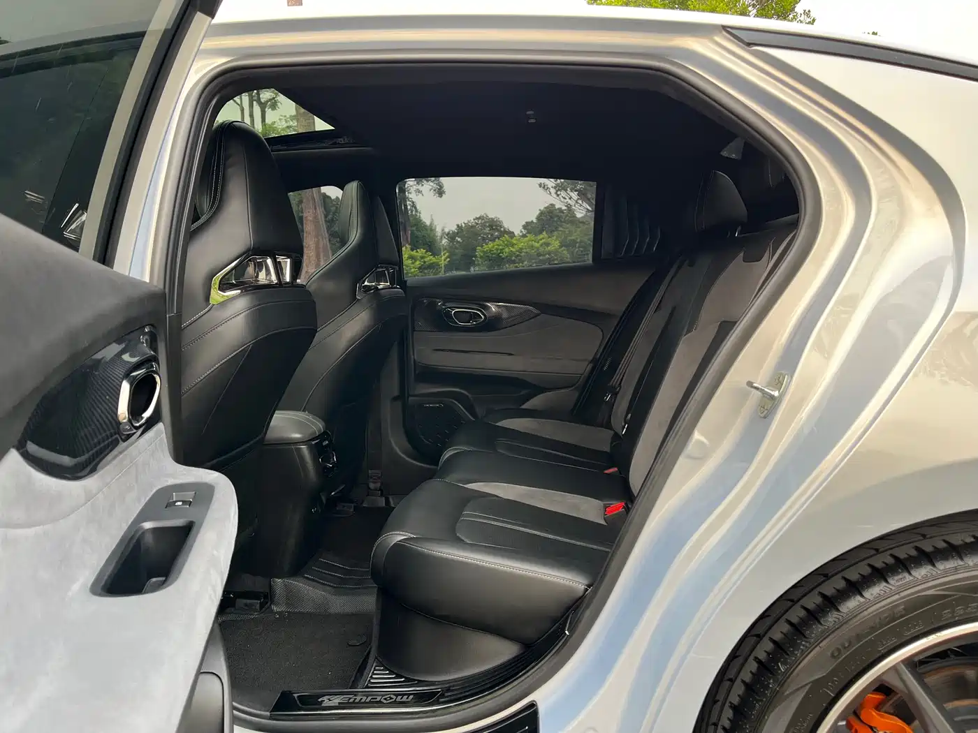 GAC Trumpchi Trumpchi Emkoo 2023 400T Automatic R PRO фото 12