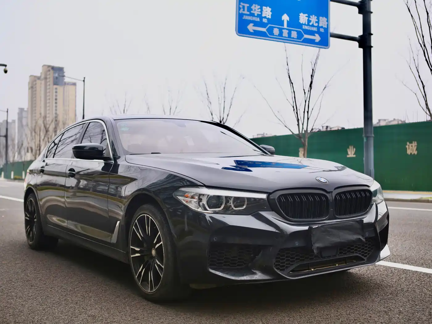 BMW 5 Series 2018 528Li Launch Special Edition фото 3