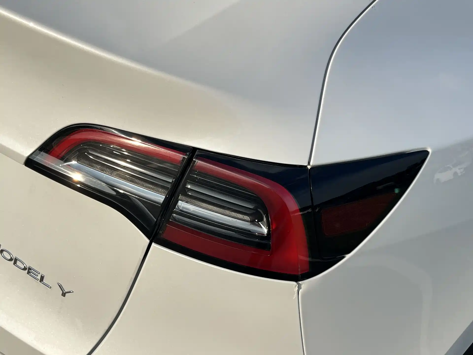 Фото 10 - Tesla Model Y