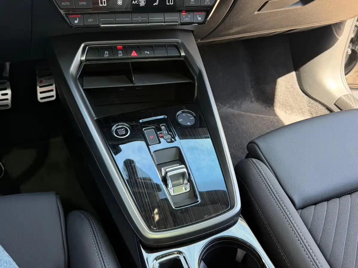 Audi A3 2023 Sportback 35 TFSI Fashion Elegance фото 20