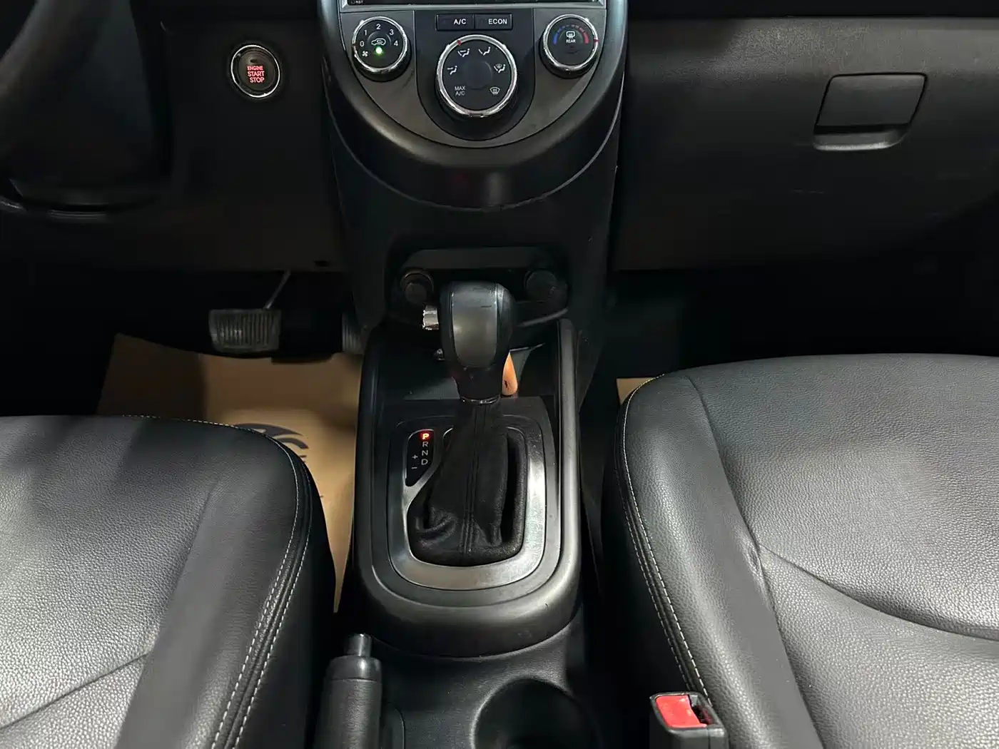 Kia Soul 2013 1.6L AT GL фото 12