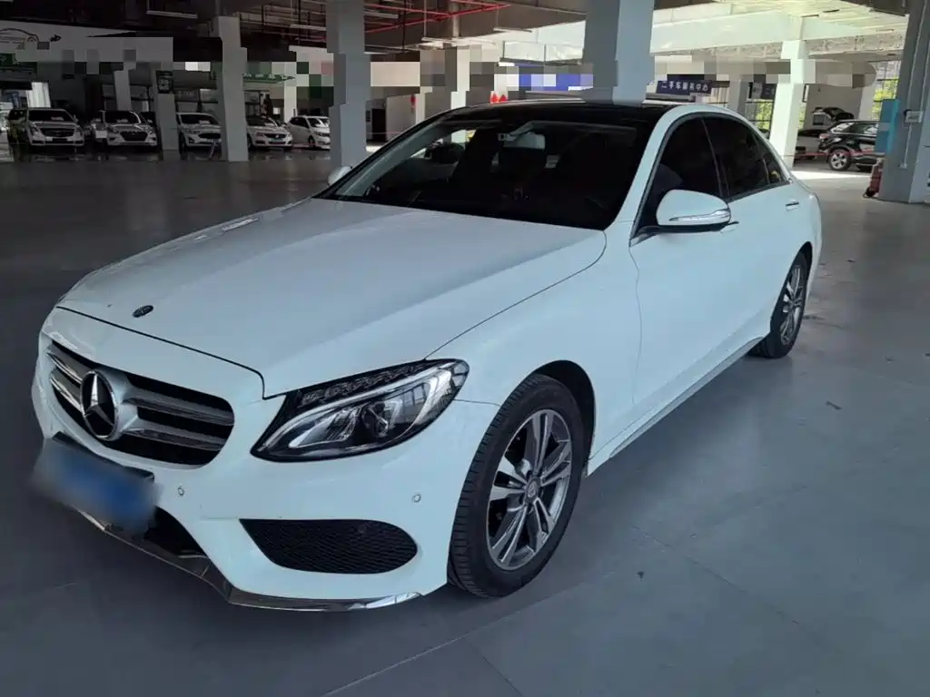Mercedes-Benz C-Class 2015 Facelift C 200 L Sport фото 2