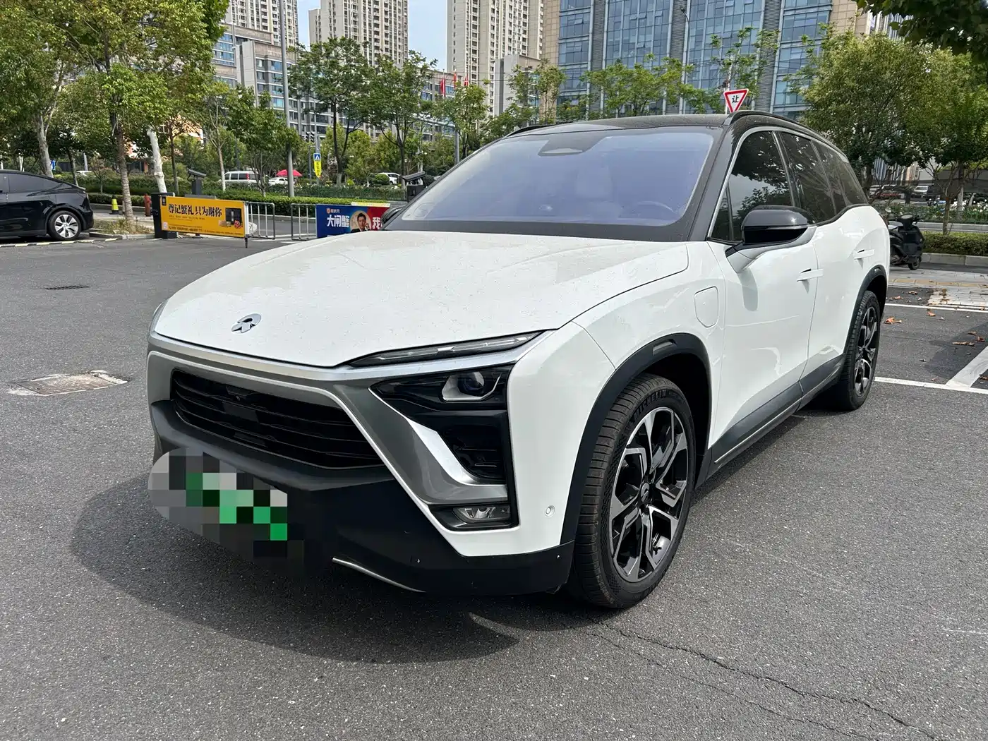 NIO ES8 2019 2018 Founder Edition