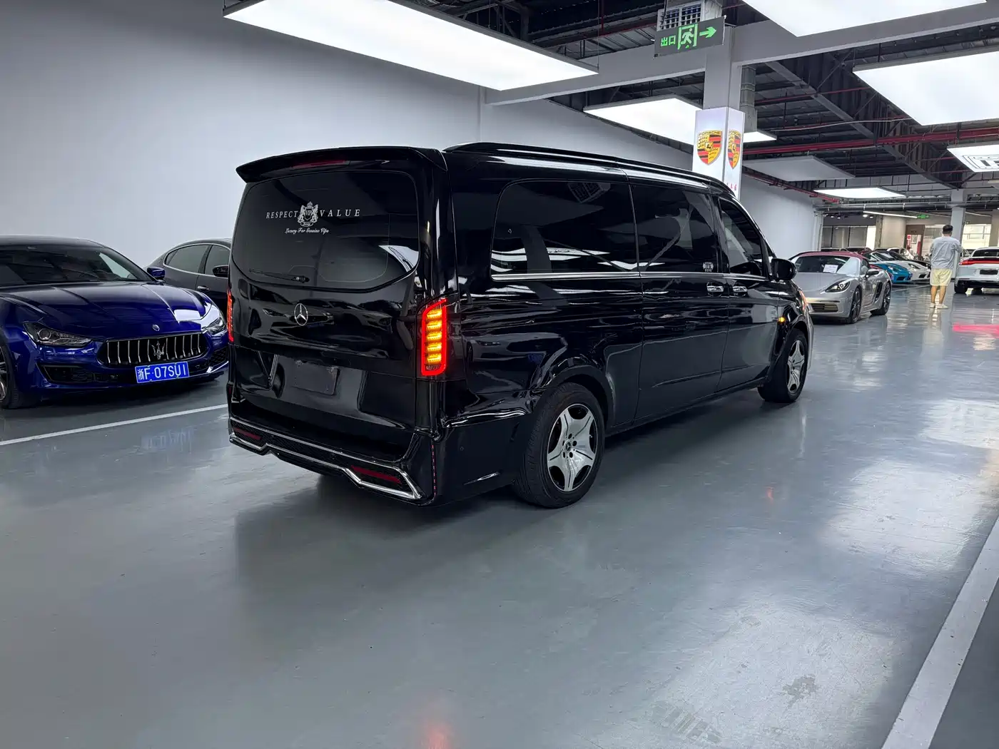 Mercedes-Benz Vito 2020 2.0T Business Edition (7-seater) фото 18