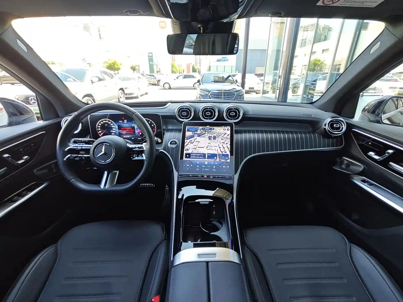 Mercedes-Benz GLC 2024 GLC 300 L 4MATIC Luxury 5-seater фото 7