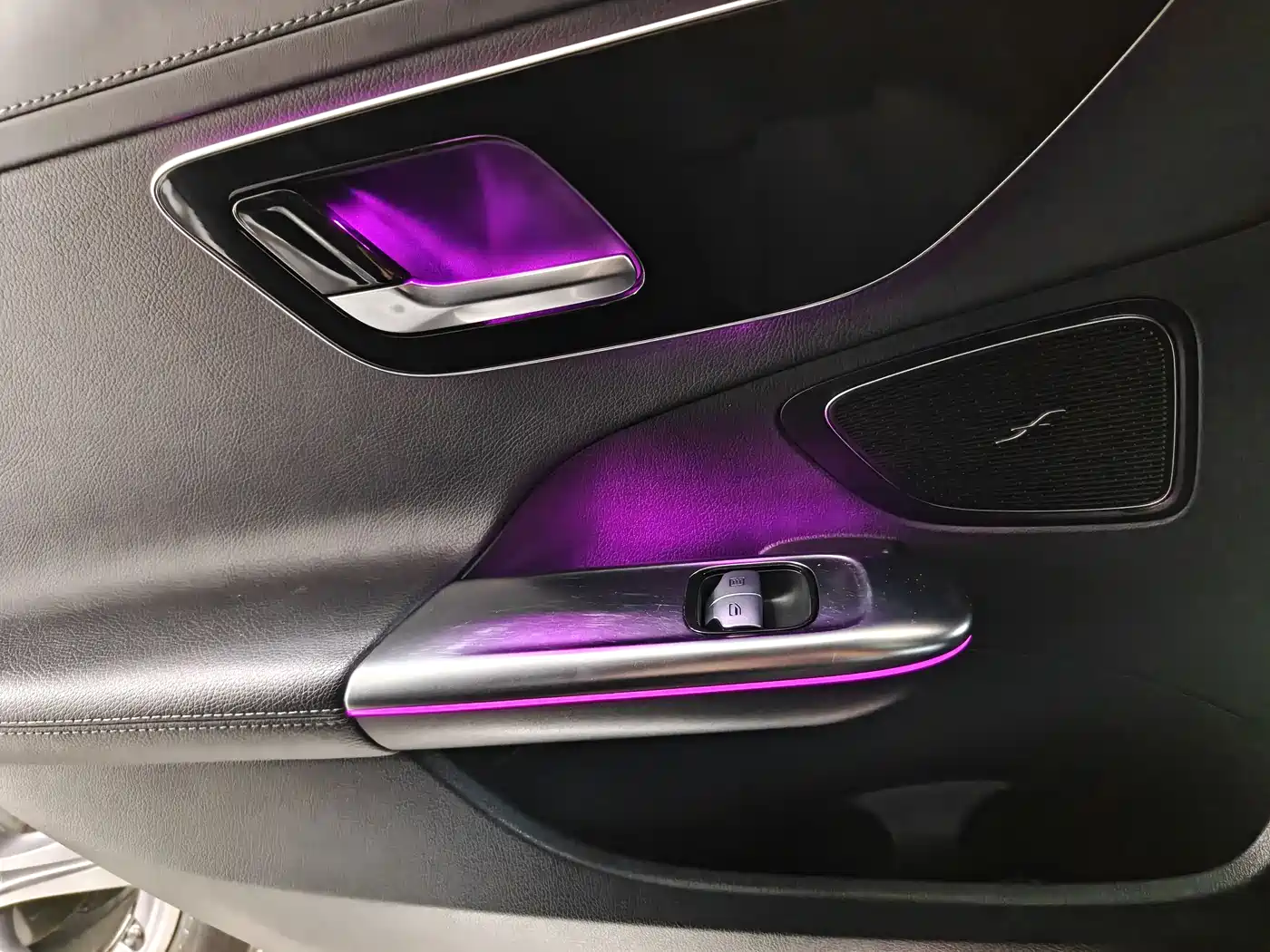 Mercedes-Benz C-Class 2022 C 260 L Night Sport Edition фото 11