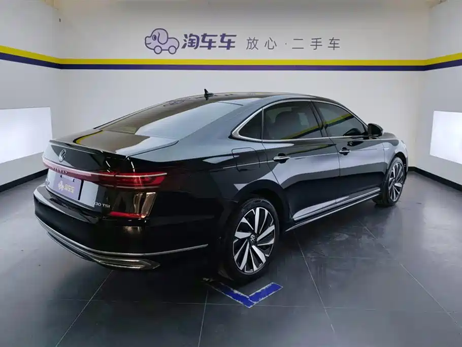 Volkswagen Passat 2024 330TSI Elite Edition фото 3