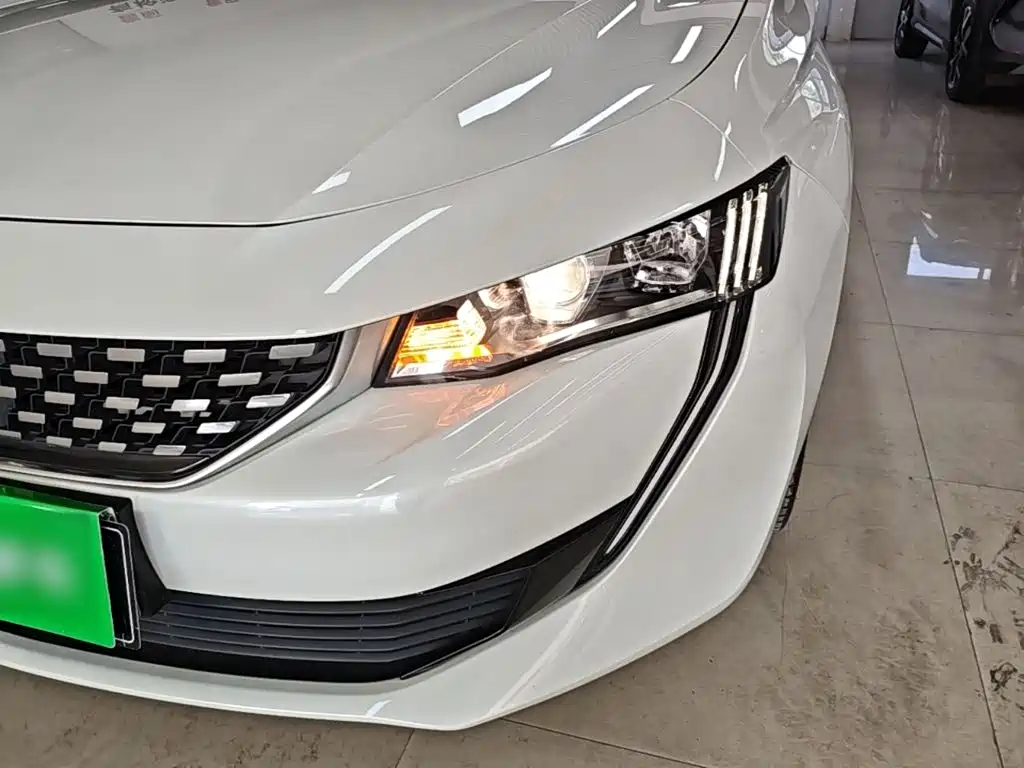 Photo 24 - Peugeot 508