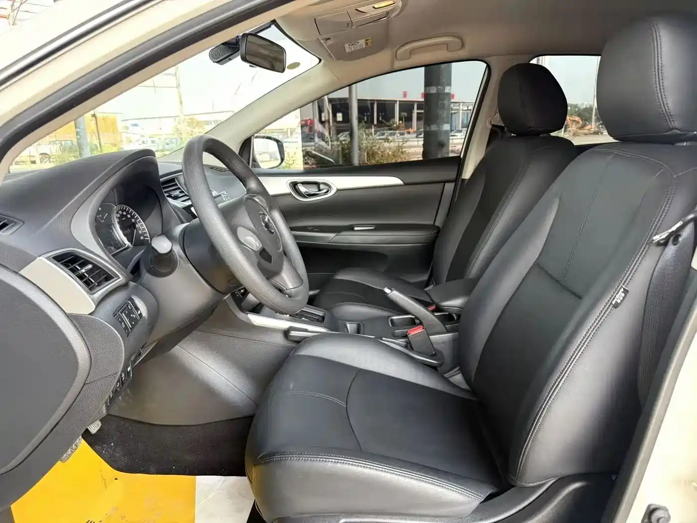 Nissan SYLPHY, миниатюра 7