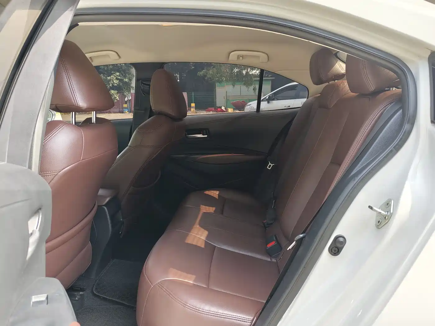 Toyota Corolla 2021 1.2T S-CVT Pioneer PLUS Edition фото 5