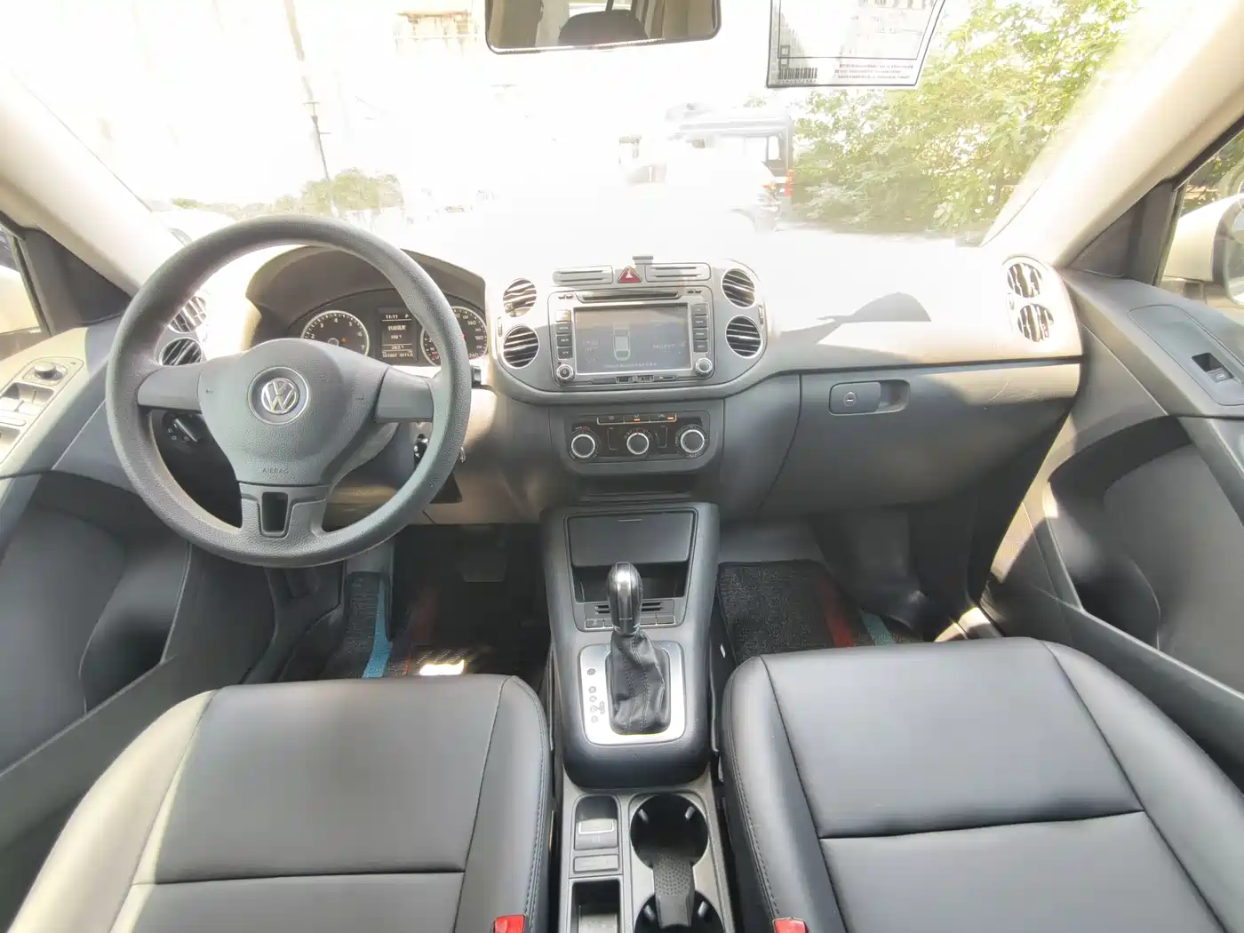 Volkswagen Tiguan 2012 1.8TSI Automatic 2WD Trend Edition фото 13