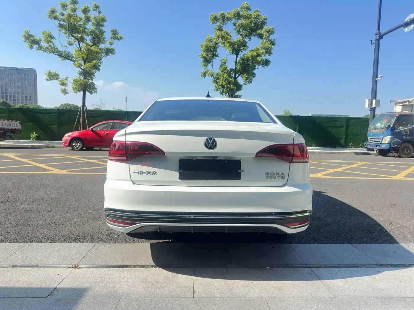 Volkswagen Bora 2023 280TSI DSG Prestige Edition фото 6
