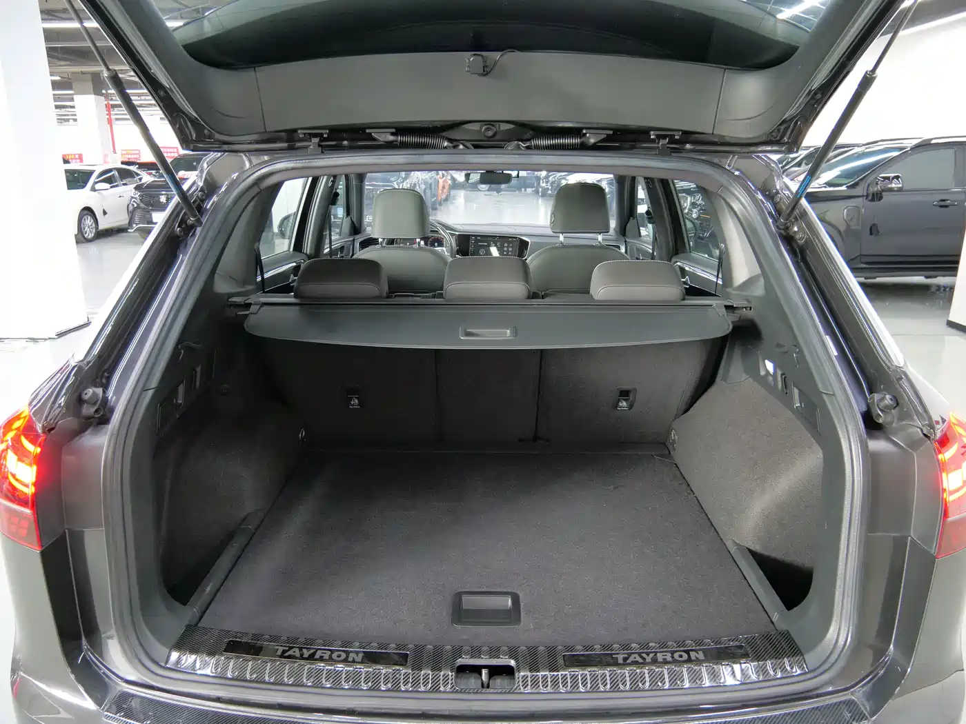 Volkswagen Tayron 2020 380TSI 4WD R-Line Smart Edition фото 17