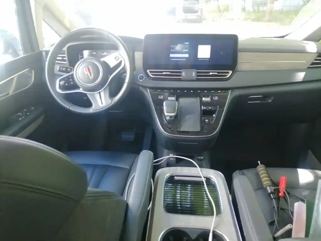 Hongqi HQ9 PHEV 2024 Model 2.0T AWD Business Edition фото 6