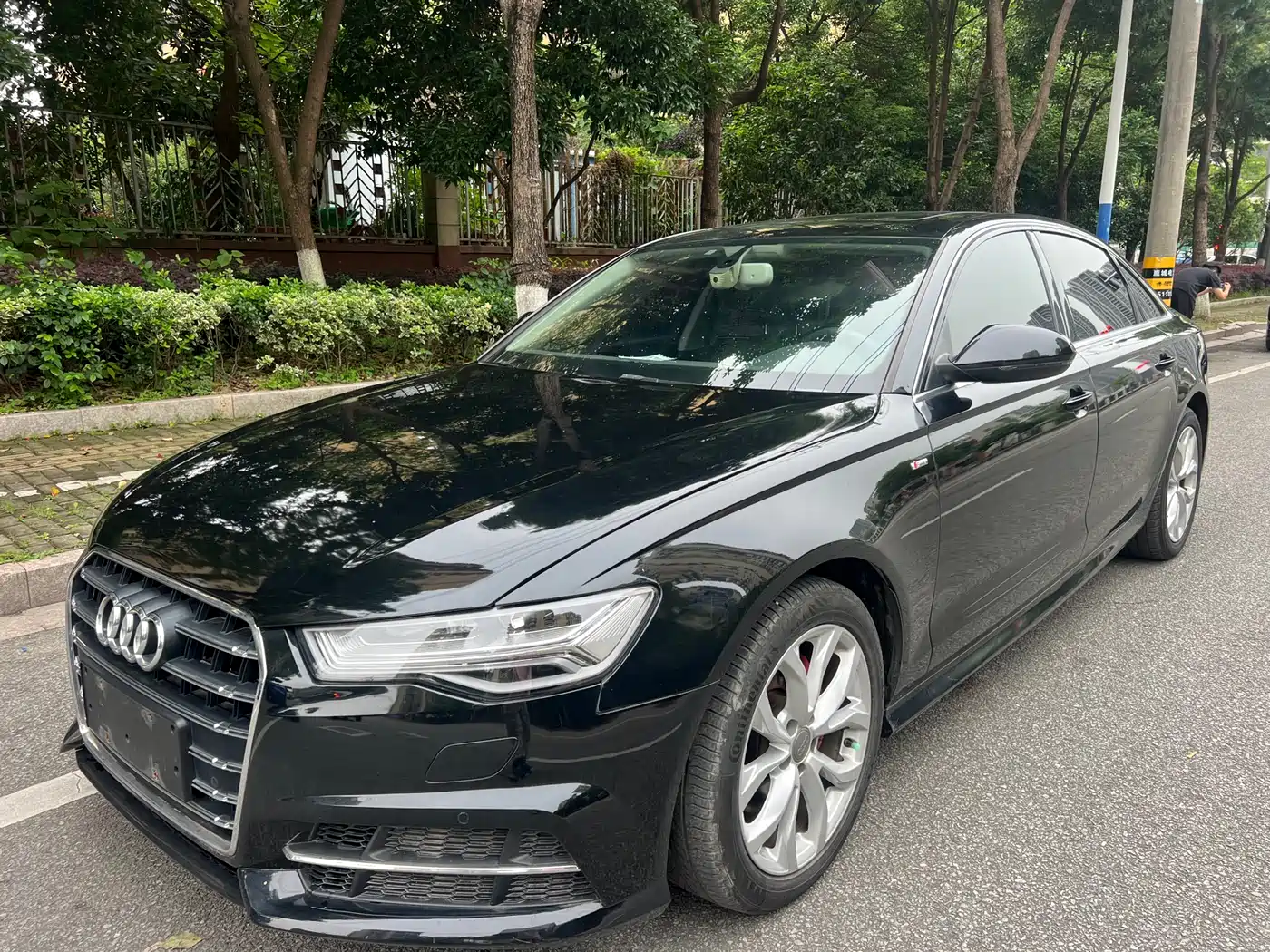 Audi A6L 2018 30th Anniversary 35 TFSI Fashion