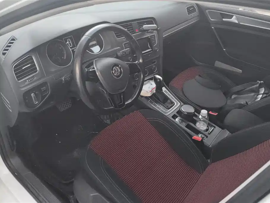 Volkswagen Golf 2015 1.4TSI Automatic Comfort фото 9