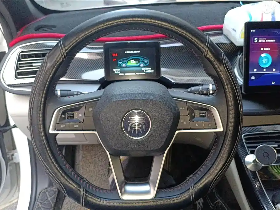 BYD Qin PLUS 2021 DM-i 55KM Flagship фото 15