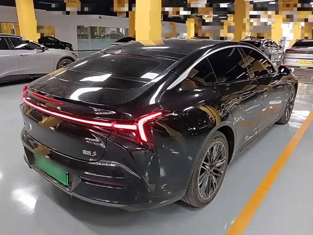 Nezha Auto Nezha S 2024 2024 Facelift Extended Range 1060 Lite Edition